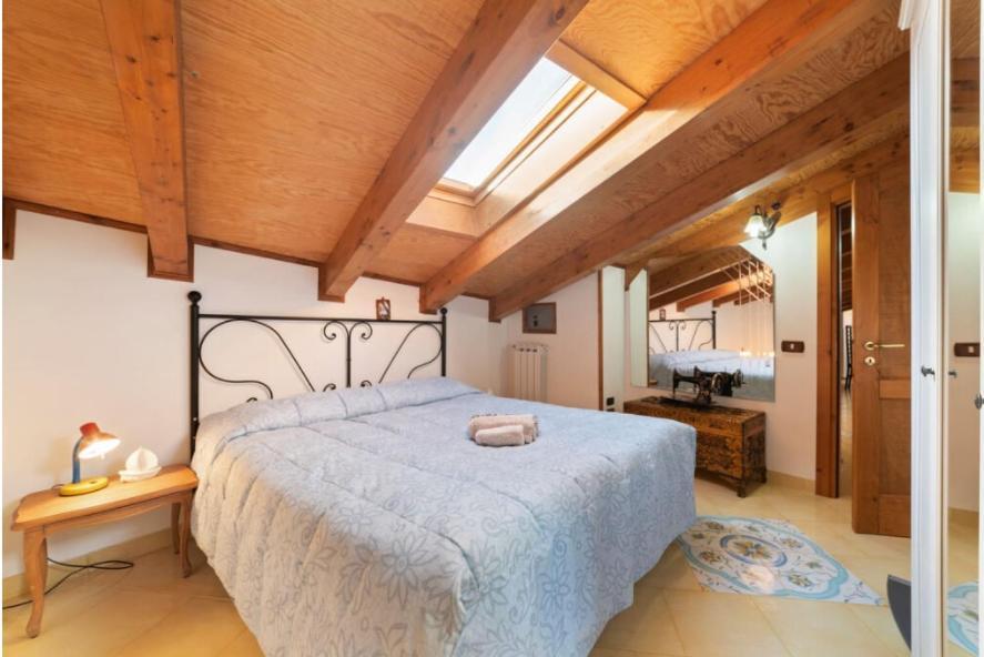 La Casa Dell'Indiano Apartment Bomerano Luaran gambar